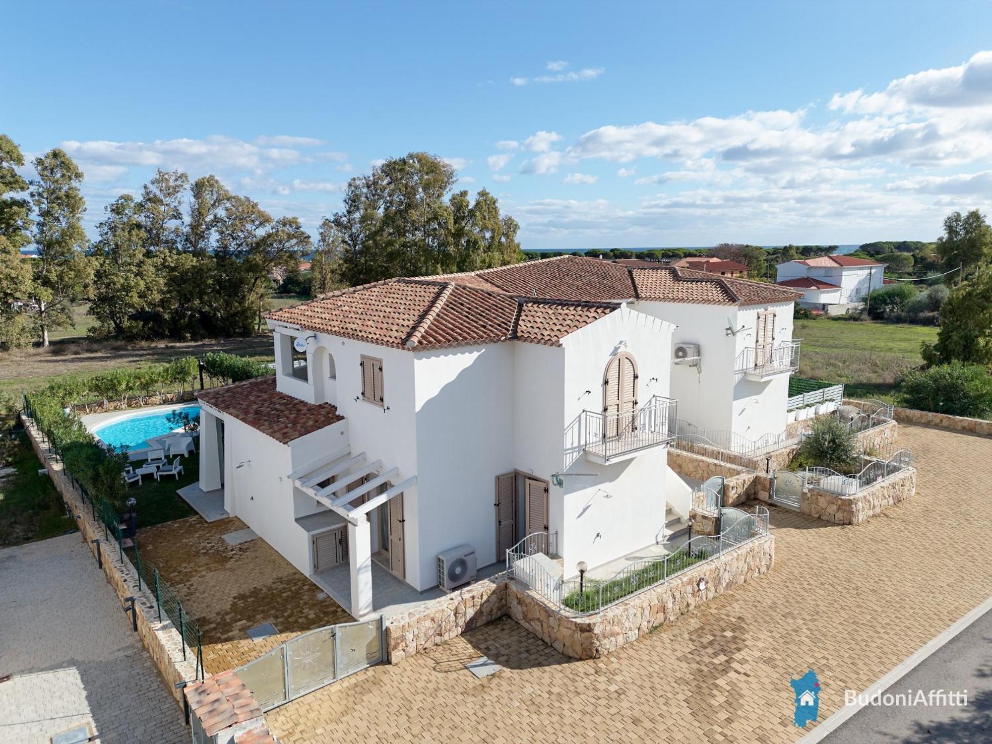 Villetta Con Piscina Budoni Affitti Spiaggia 700 Mt Exteriér fotografie