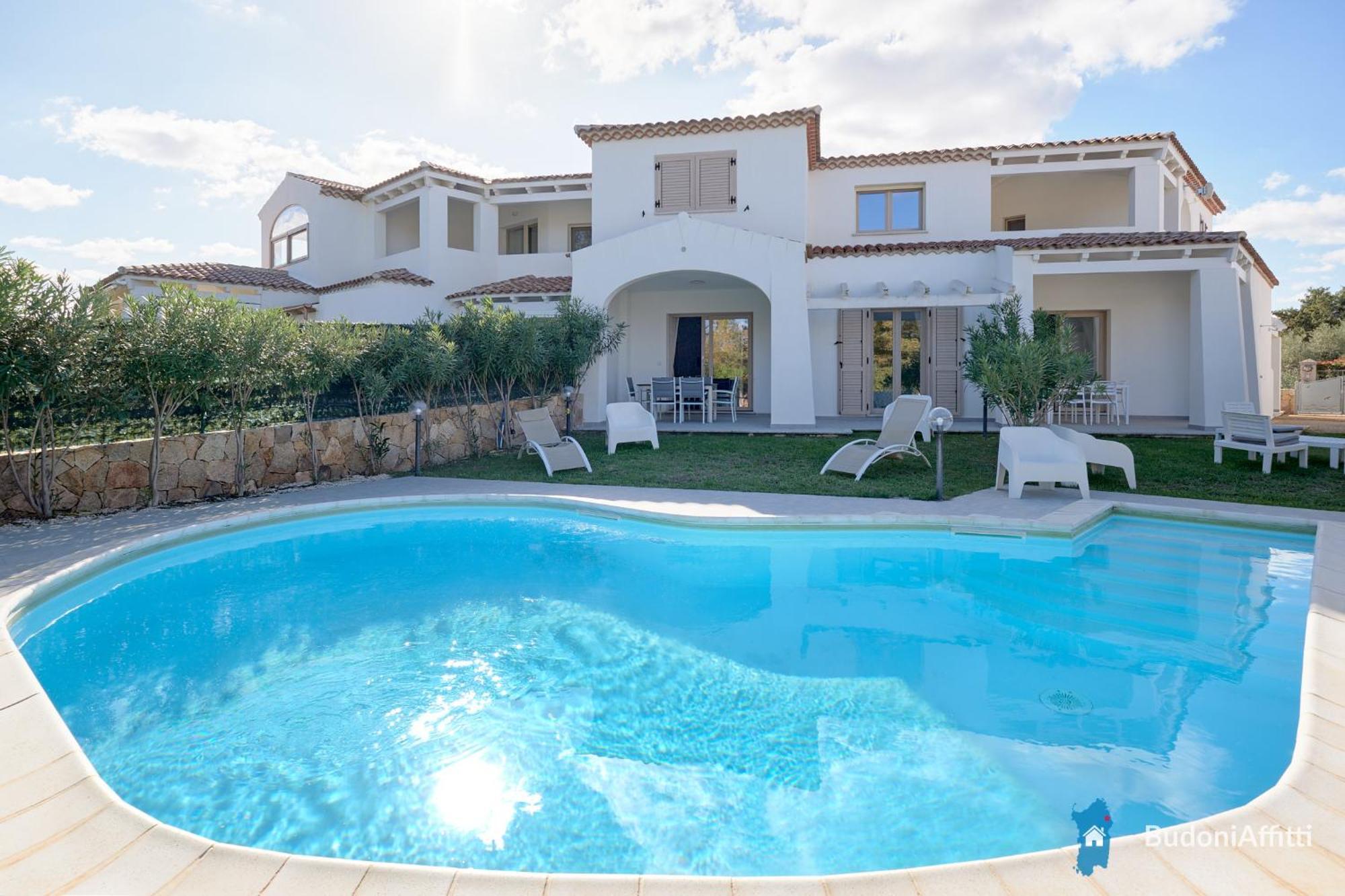 Villetta Con Piscina Budoni Affitti Spiaggia 700 Mt Exteriér fotografie